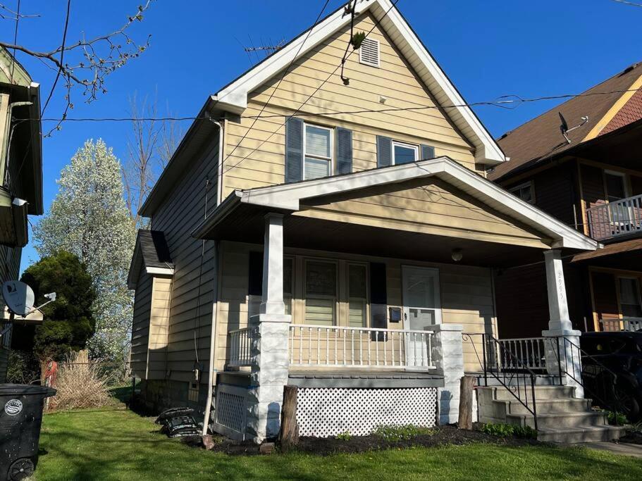 Trendy In Tremont, Cle Apartment Cleveland Luaran gambar